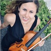 Profesora de lenguaje musical, violín y viola