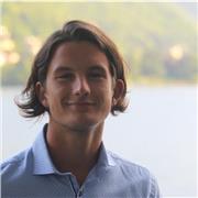 Ragazzo 22 anni con la passione per lo sport, esperto in comportamenti posturali