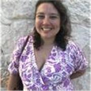 Profesora de inglés con nivel C1,  Máster en Formación del Profesorado (2023). Más de 5 años de experiencia. 