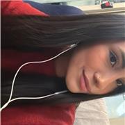 Me defino una persona muy simpática, con mucha paciencia y divertida, me gustaría dar clases a niños pequeños.