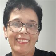 Professora nativa de português oferece aulas de conversação privadas para franceses