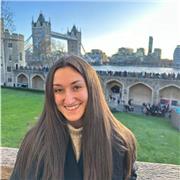 Laureata in Lingue con esperienza internazionale, offro lezioni di inglese e italiano a Padova e online.