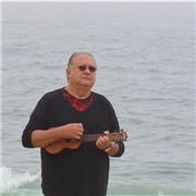Se hacen clases particulares de piano, guitarra, bajo. armonía