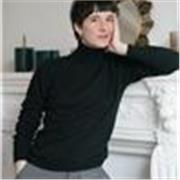 Scénariste et réalisatrice pour le cinéma propose des cours et accompagnement individuel à l'écriture de court ou long-métrage. 