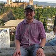 Estudiante de la Universidad de Granada con un nivel alto de inglés. Ofrezco clases de inglés para principiantes y niveles medios.