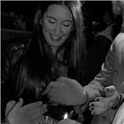 Diplomata al liceo classico, laureanda in lettere moderne offre lezioni a bambini di elementari, medie e liceo solo italiano