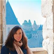 Me defino como una profesional de la educación comprometida, entusiasta y trabajadora. Me encanta trabajar con niños y en equipo. Poseo un nivel medio de inglés y amplios conocimientos en técnicas de control de grupo, y en dinámicas y didácticas para la e