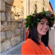 Insegnante di chimica di base con diploma da perito chimico e laurea in biotecnologie offre lezioni da remoto.