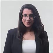 English tutor who teaches children of all ages
