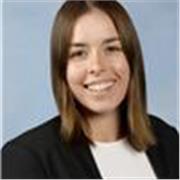 Profesora de primaria imparte clases de ingles y otras asignaturas
