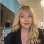 Madrelingua English teacher with b1 level Italian- experienced teaching students online 