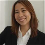 I provide personalized English lessons adapted to each student's level