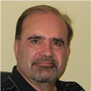 Profesor titulado en los EEEU en Economicas, RRHH, y Dirección de Empresas