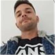 Alumno de Derecho apto para todos los niveles y edades que puedan aparecer.