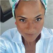 Piacere di conoscerti, sono Annie e mi offro per ripetizioni in varie materie