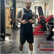 Profesor de educación física y entrenador personal con 5 años de experiencia