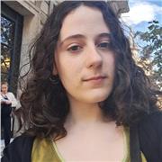Profesora de idiomas e historia; ¡Disponible para todos los cursos!