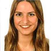 Graduada en economía oferece clases en economía a nivel de Bachillerato o Universidad