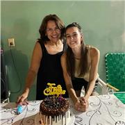 Profesora de Historia enseño cualquier materia de Ciencias Sociales a alumnos y alumnas de secundaria, terciaria y universitaria