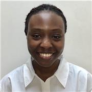 Sono una studentessa di master all'università di Padova. La mia lingua madre è il francese. Insegno di francese di tanto in tanto