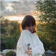 Ragazza appena tornata dall’America disponibile per dare ripetizioni di inglese: medie/elementari