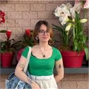 Profesora particular con experiencia de 2 años en materias como inglés, euskera, lengua castellana y matemáticas.