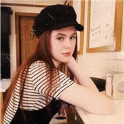 Ragazza diplomata al liceo linguistico offre aiuto compiti a Roma, in particolare lingua inglese, francese e iffa oraria:15