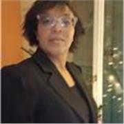 Professeur particulier ayant vécu au Canada, en Angleterre et au Danemark, je suis spécialisée dans les cours à distance