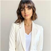 Soy diseñadora gráfica desde hace 5 años. Puedo enseñarte a usar todos los programas Adobe e ilustración con procreate.