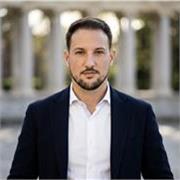 Profesor Nativo, experto en Fonética y Coaching Técnico (B2-C1-C2)