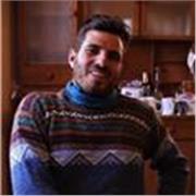 mi chiamo Giuliano Alesci, ho 31 anni e sono attualmente studente di Servizio Sociale presso l’Università di Firenze. Da alcuni an