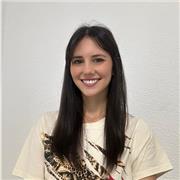 Soy nutricionista con experiencia en educación alimentaria y hábitos saludables. Apta para educar a todas las edades.