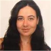 Graduada en Ciencias del Mar. Disfruto haciendo que los números sean accesibles para todos.