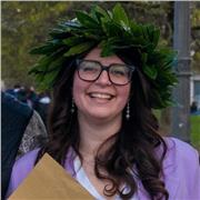 Salve, offro lezioni private a bambini delle scuole elementari, medie e, per alcune materie, anche superiori.