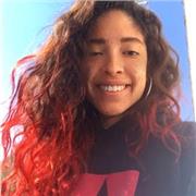 Marketiniana de segundo año que también estudia publicidad digital