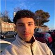 L'Insegnamento Poliedrico: La Mia Esperienza come Docente di Matematica, Inglese, Meccanica, Disegno, Fisica e Geometria