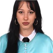 Graduada de filosofía apta para dar clases a estudiantes de bachiller (preparación EVAU) o de la ESO.