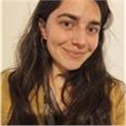 Langue maternelle italienne, je utilise professionnellement le français et l'anglais