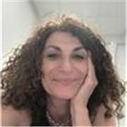 Professora se l ESO amb 20 anys d experienciaperò tinc preferència per oferir clses de primaria. Especialista amb TDAH, TDA i EA