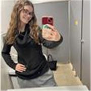 Doy clases particulares de inglés, presenciales u online, a niños de todas las edades. El inglés es mi lengua materna