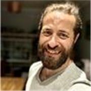 I am a holistic life coach and hypnotherapist. My lessons are aimed at anyone looking to overcome emotional blocks.