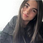 Soy estudiante del grado en Estudios Ingleses de la Universidad de Sevilla y me encantaría poder adquirir experiencia enseñando