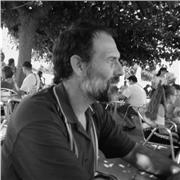 Soy un enamorado de la pintura y el dibujo, con más de 20 años de experiencia.