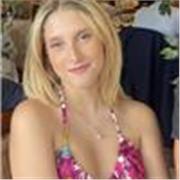 studentessa di ingegneria meccanica che insegna matematica e fisica