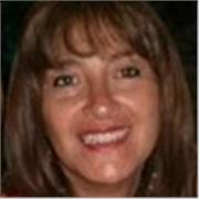 Online English tutor with 33 years of experience teaches committed adults. Individual tailored lessons