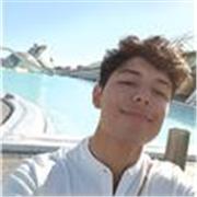 Estudiante actualmente de ADE en la universidad de valencia, estudiante de la UTS (Tecnología en manejo de recursos ambientales/ Colombia)