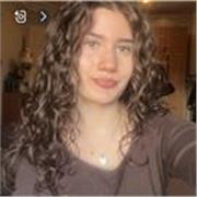 Guten Tag, mein Name ist Alexandra Schmitz . Ich besuche die 11 Klasse und gebe Englisch Nachhilfe