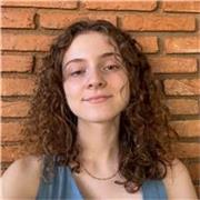 Professora de inglês para crianças, jovens e adultos
