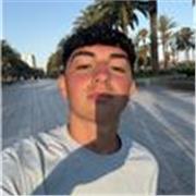 Hola buenas, me llamo Adrián y me ofrezco a dar clases particulares de cualquier asignatura de educación primaria y hasta 2 ESO