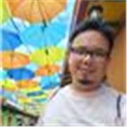 Profesor de español, profesional en administración de empresas y contaduría pública